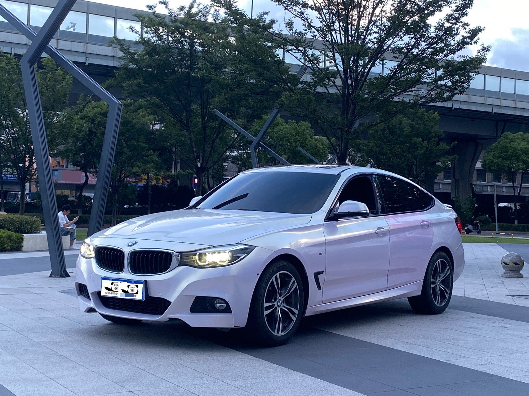 BMW 3 Series GT 2020 BMW 3 Series GT 2020 car image