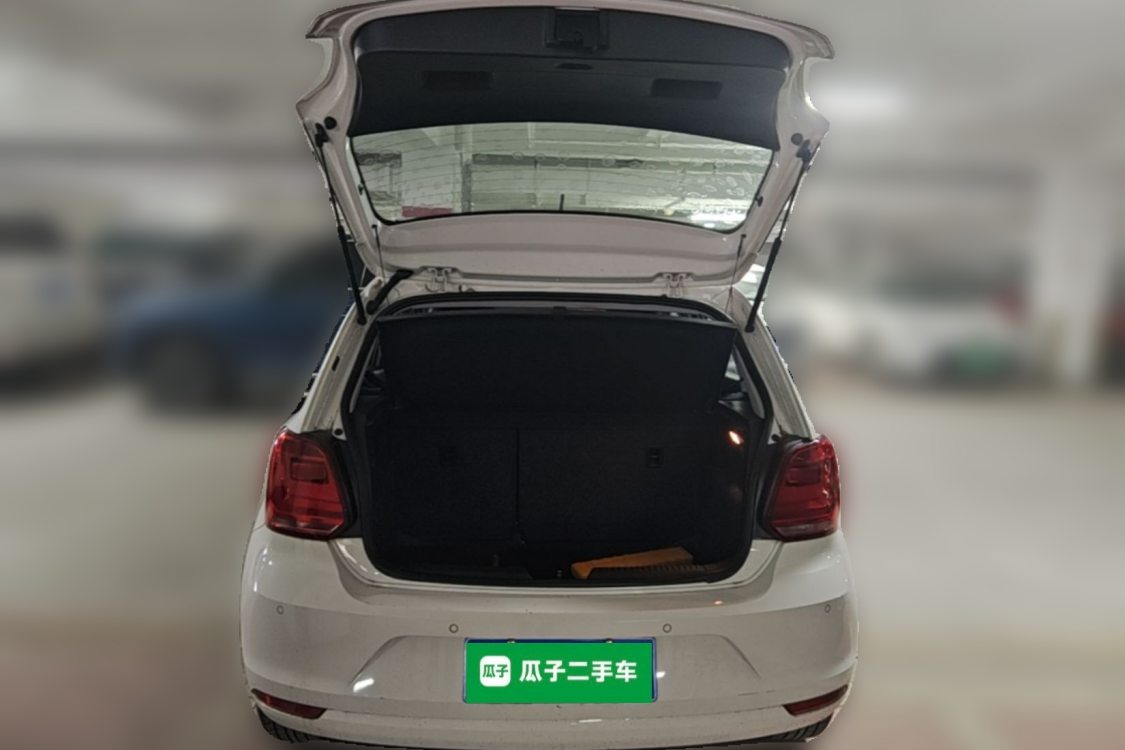 Volkswagen Polo 2015 #9 Volkswagen Polo 2015 car image #9
