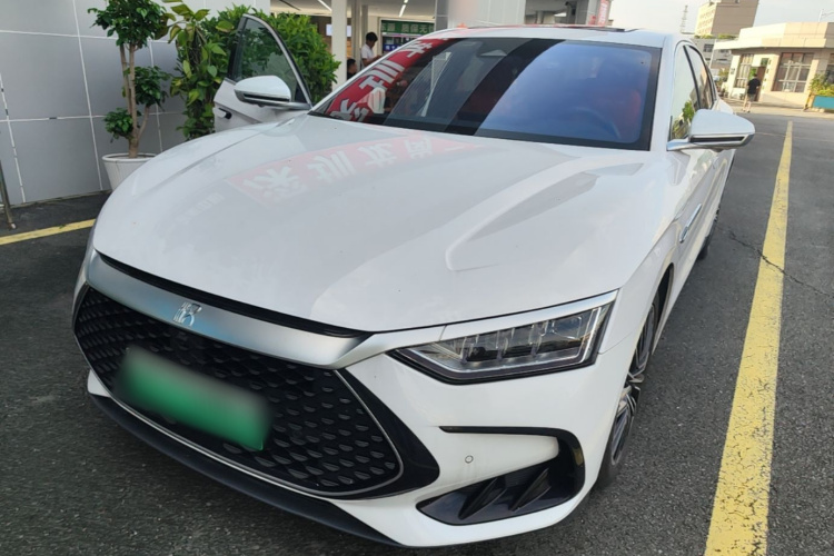 BYD Han 2022 car image #2