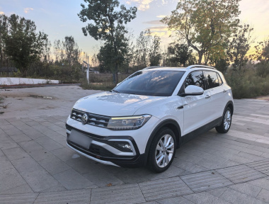Volkswagen T-Cross 2020 car image 