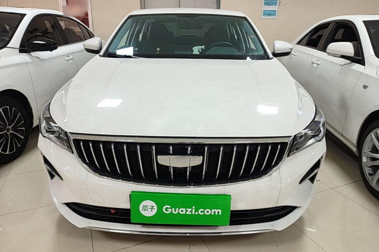 GEELY Emgrand 2025 car image #3