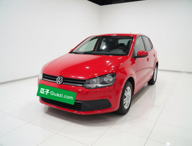 Volkswagen Polo 2015 Volkswagen Polo 2015 car image