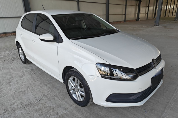 Volkswagen Polo 2018 car image #4