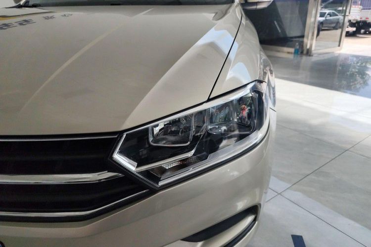 Volkswagen Bora 2022 car image #7