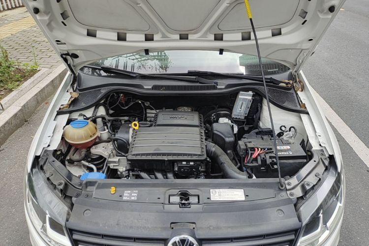 Volkswagen Polo 2017 car image #20