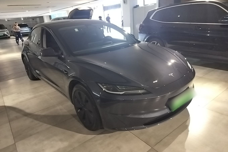 Tesla Model 3 2025 #4 Tesla Model 3 2025 car image #4