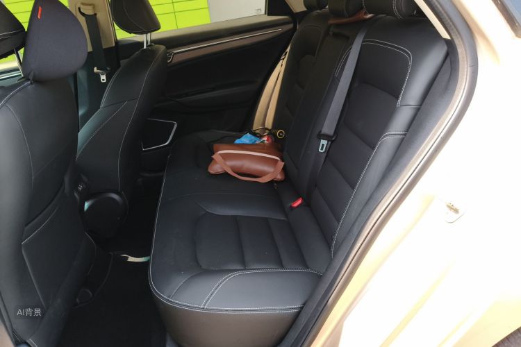 GEELY Emgrand GL 2018 immagine di auto #19