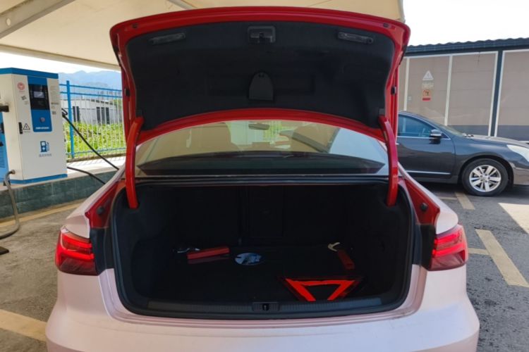 Audi A3 2019 immagine di auto #19