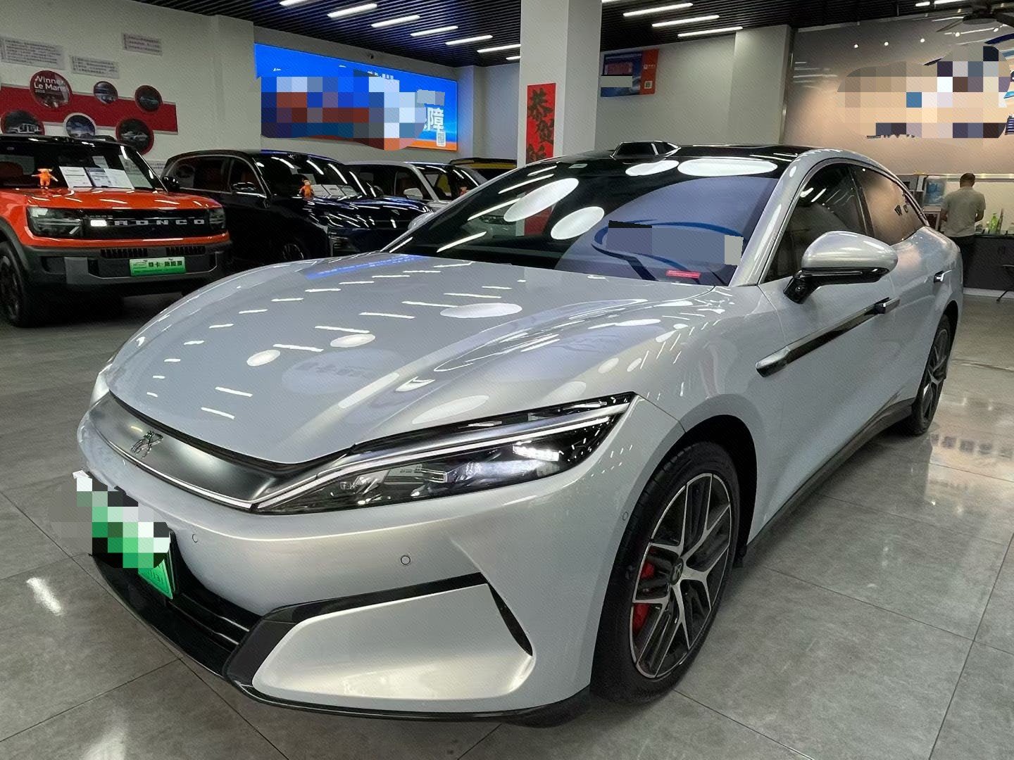 BYD HanL 2025 BYD HanL 2025 car image