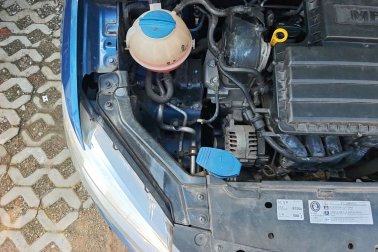 Volkswagen Santana 2015 car image #23
