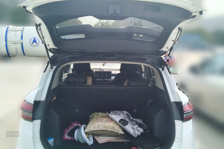 GEELY Coolray 2024 immagine di auto #16