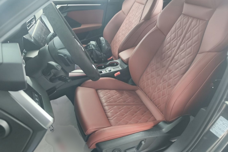 Audi A3 2024 car image #17