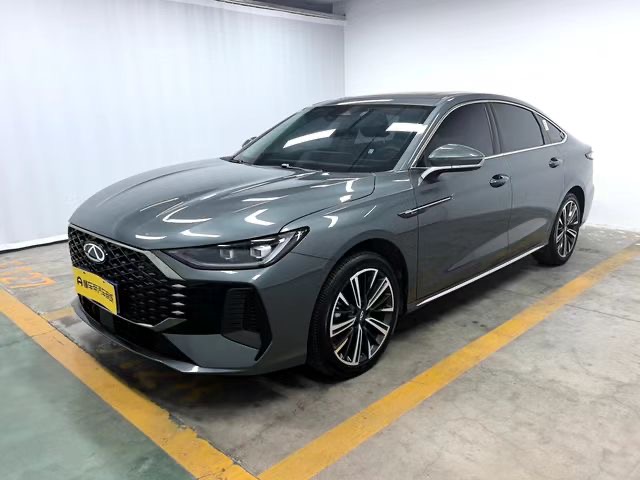 Chery Arrizo 8 Pro 2025 صورة سيارة 