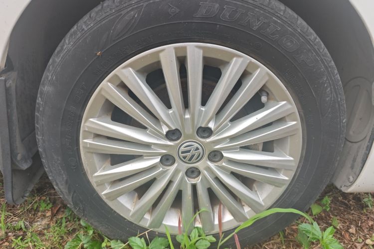 Volkswagen Santana 2020 car image #9