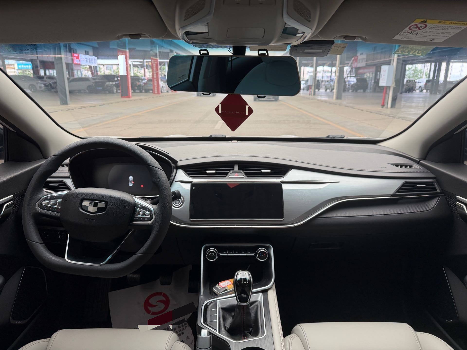 GEELY Binray 2018 car image #18