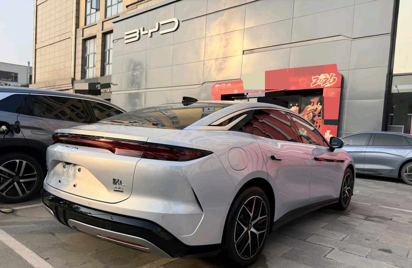 比亚迪 汉L 2025 汽车图片 #3