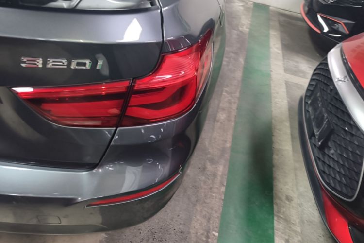 BMW 3 Series GT 2019 car image #8