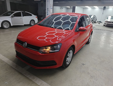 Volkswagen Polo 2018 car image 
