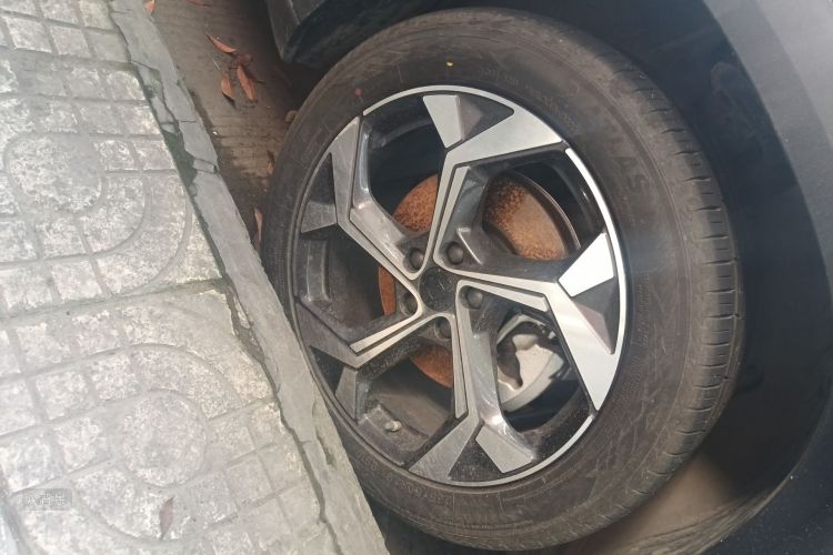 GEELY Boyue L 2025 صورة سيارة #9