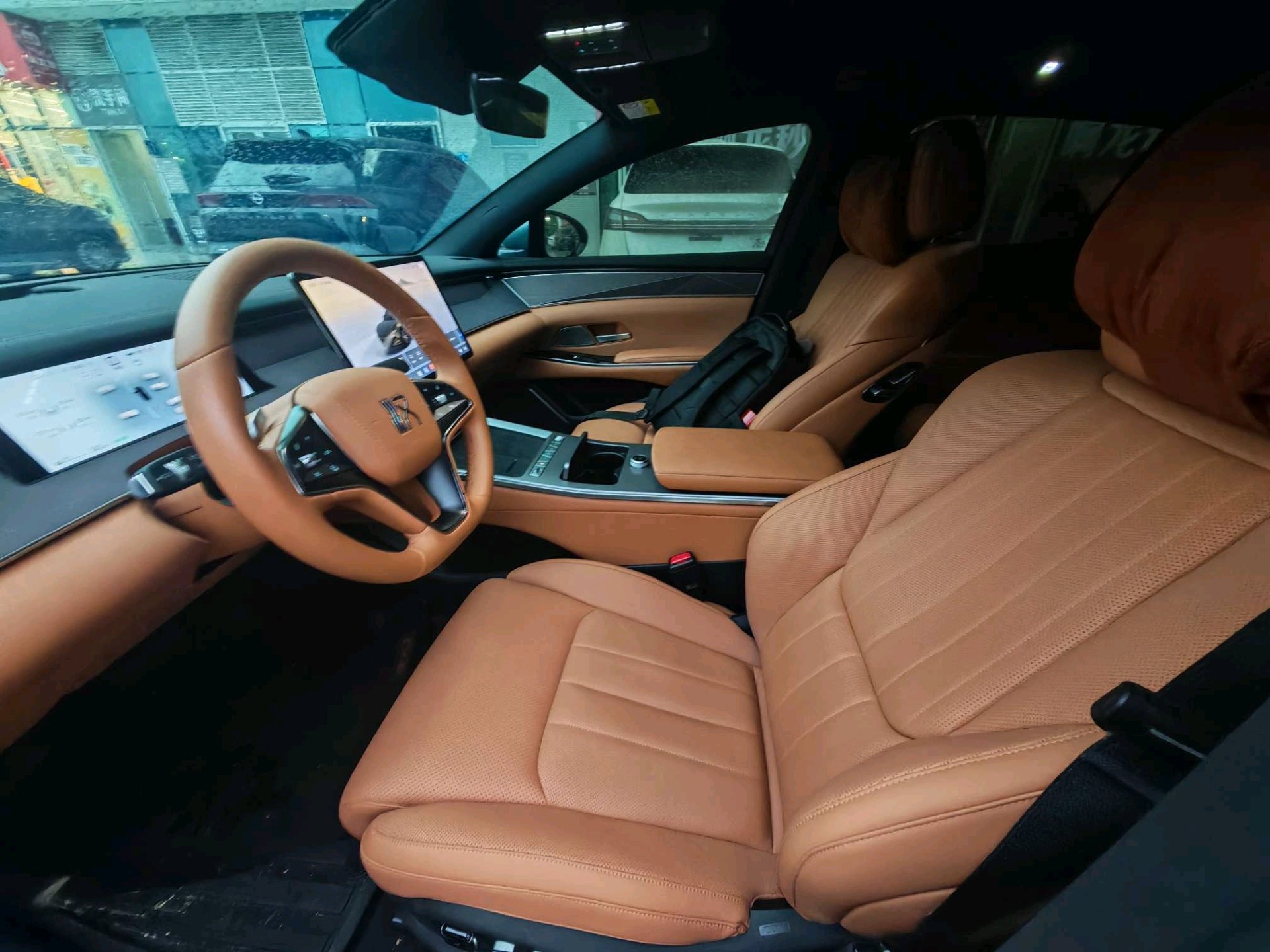 BYD HanL 2025 car image #4