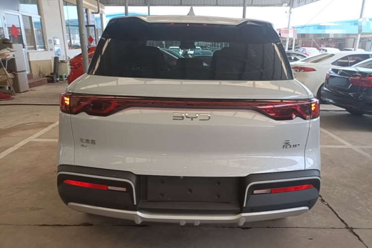 BYD YuanUP 2026 #6 BYD YuanUP 2026 car image #6