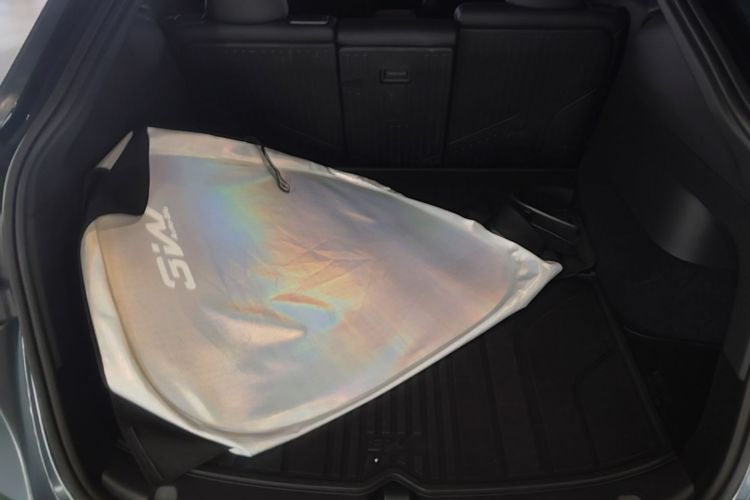 Tesla Model Y 2024 #19 Tesla Model Y 2024 immagine di auto #19