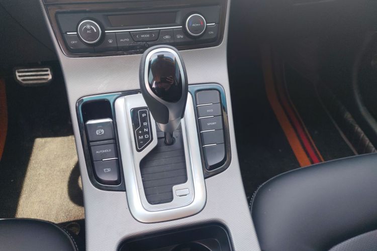 GEELY Emgrand GS 2019 imagen de coche #14