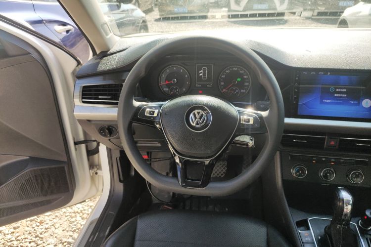 Volkswagen Lavida 2019 #11 Volkswagen Lavida 2019 car image #11