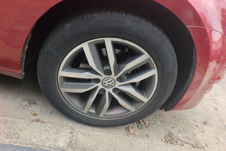 Volkswagen Golf 2016 car image #9