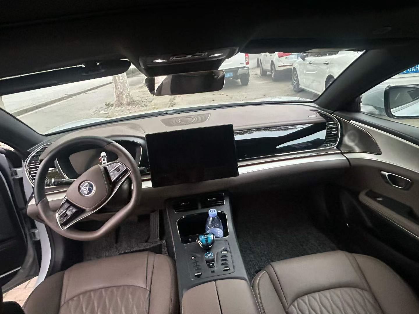 BYD Han 2025 #6 BYD Han 2025 immagine di auto #6