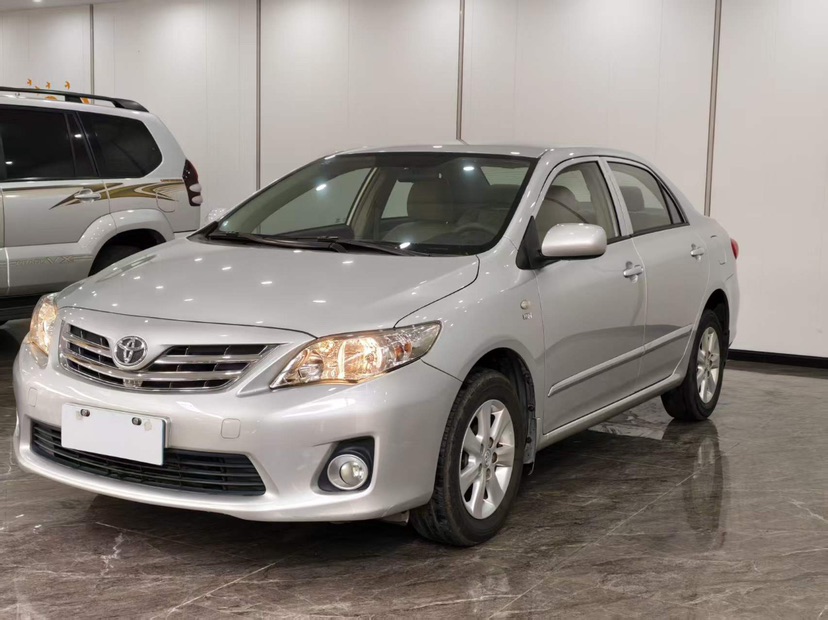 Toyota Corolla 2013 Toyota Corolla 2013 car image