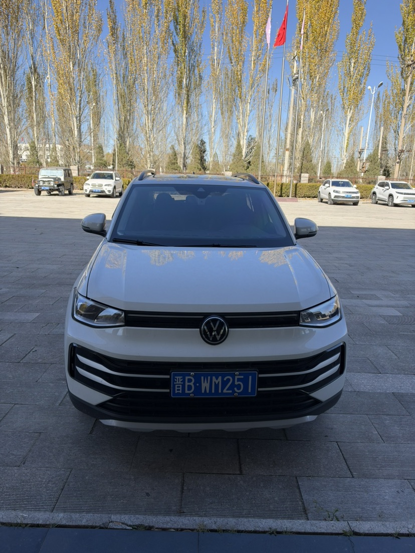 Volkswagen Tharu 2024 #2 Volkswagen Tharu 2024 car image #2