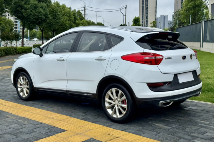 GEELY Emgrand GS 2017 car image #7