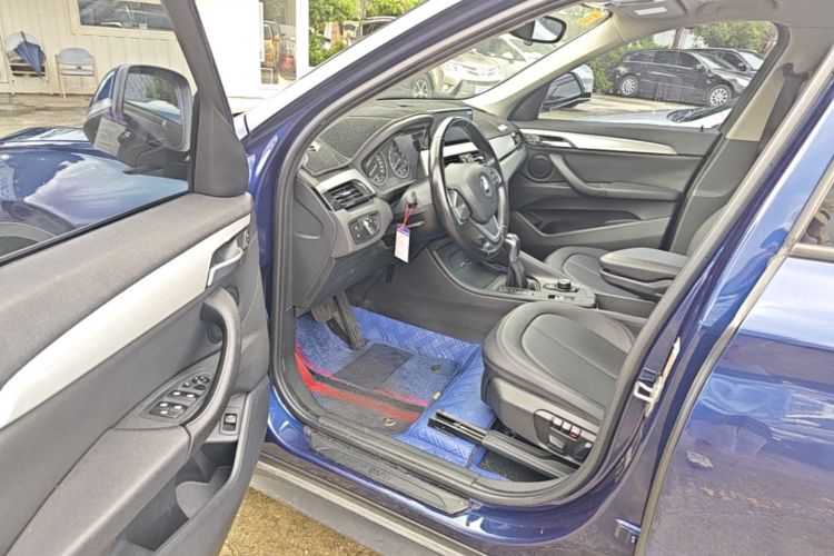 BMW X1 2016 car image #12