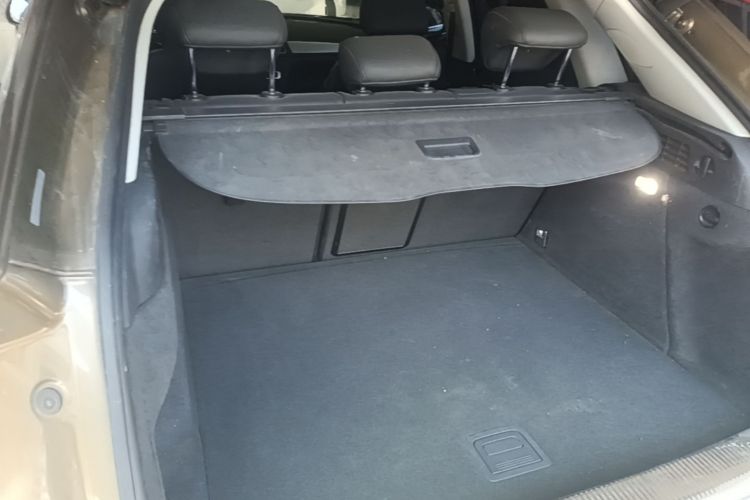 Audi Q3 2016 car image #19
