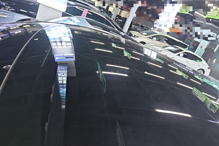 Tesla Model Y 2023 immagine di auto #25