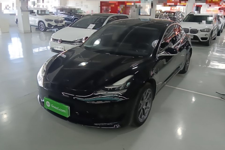 Tesla Model 3 2020 car image #2