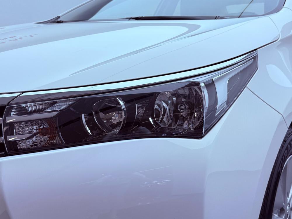 2015 car image #9