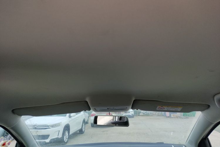 Volkswagen Polo 2019 immagine di auto #18