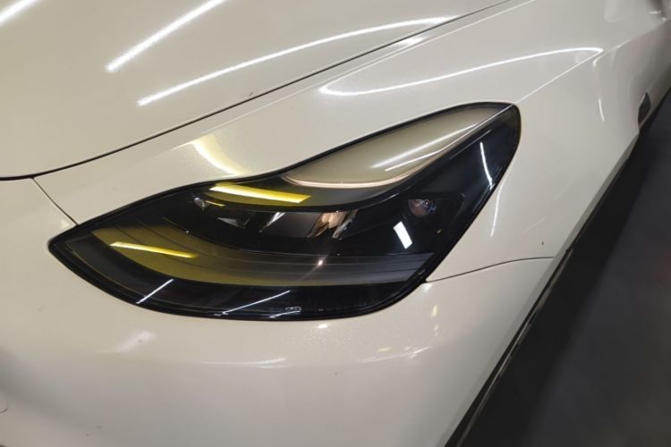 Tesla Model Y 2021 #23 Tesla Model Y 2021 car image #23