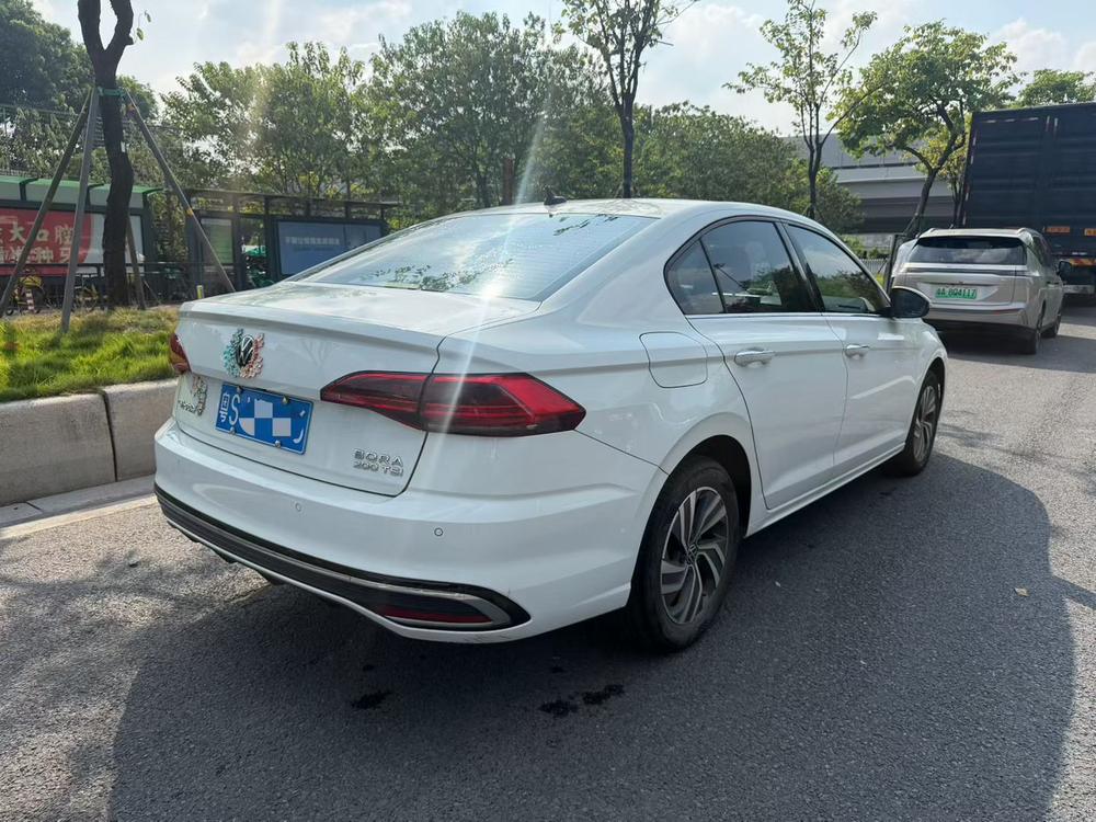 Volkswagen Bora 2023 immagine di auto #5