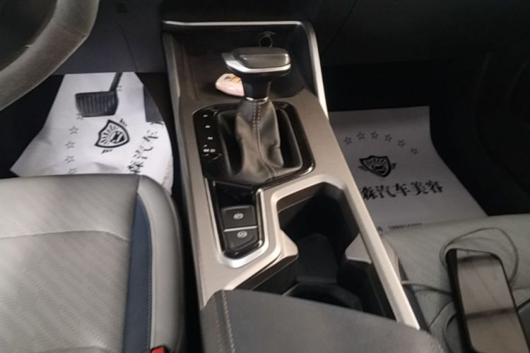 GEELY Emgrand 2021 car image #14