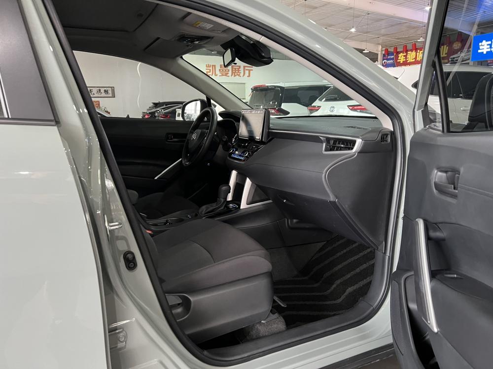 Toyota Corolla Cross 2022 #6 Toyota Corolla Cross 2022 car image #6