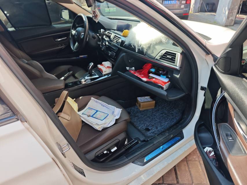BMW 3 Series 2019 #6 BMW 3 Series 2019 car image #6