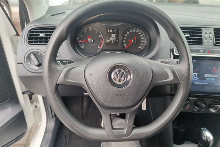 Volkswagen Polo 2018 #11 Volkswagen Polo 2018 car image #11