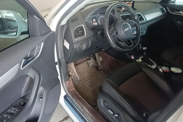 Audi Q3 2019 #16 Audi Q3 2019 car image #16