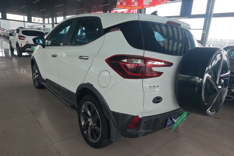BYD Yuan 2017 #5 BYD Yuan 2017 car image #5