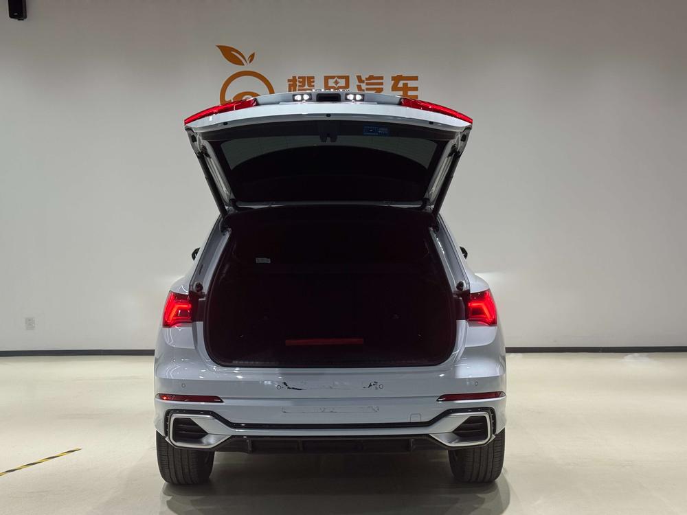 Audi Q3 2024 صورة سيارة #6