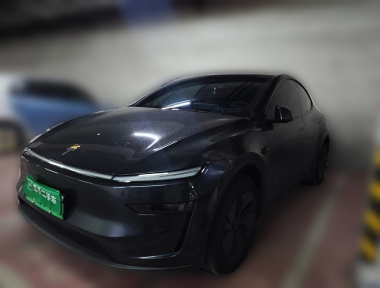 Tesla Model Y 2026 car image 