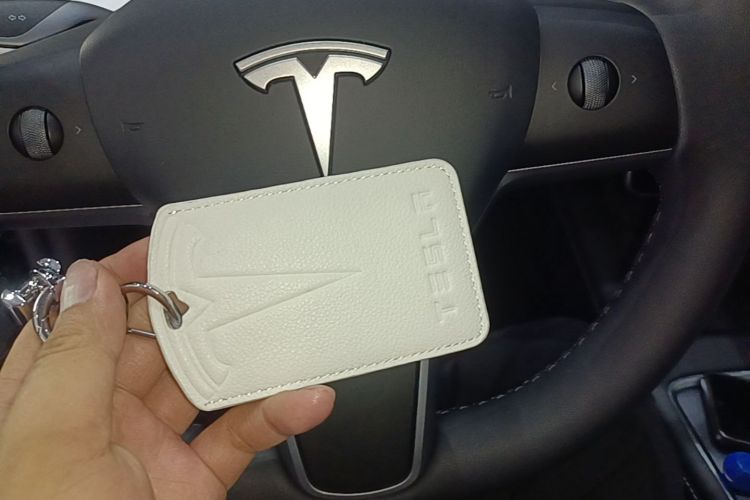 Tesla Model Y 2022 #9 Tesla Model Y 2022 car image #9